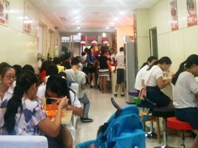 设备出库全功能质检与清洁封装区